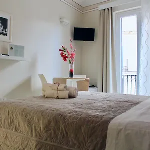 Triscele Glamour , Palermo Italien